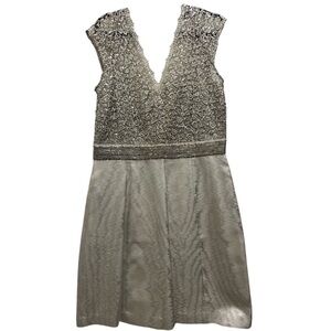Kay Unger Silver Sleeveless Cocktail Dress with Sequins